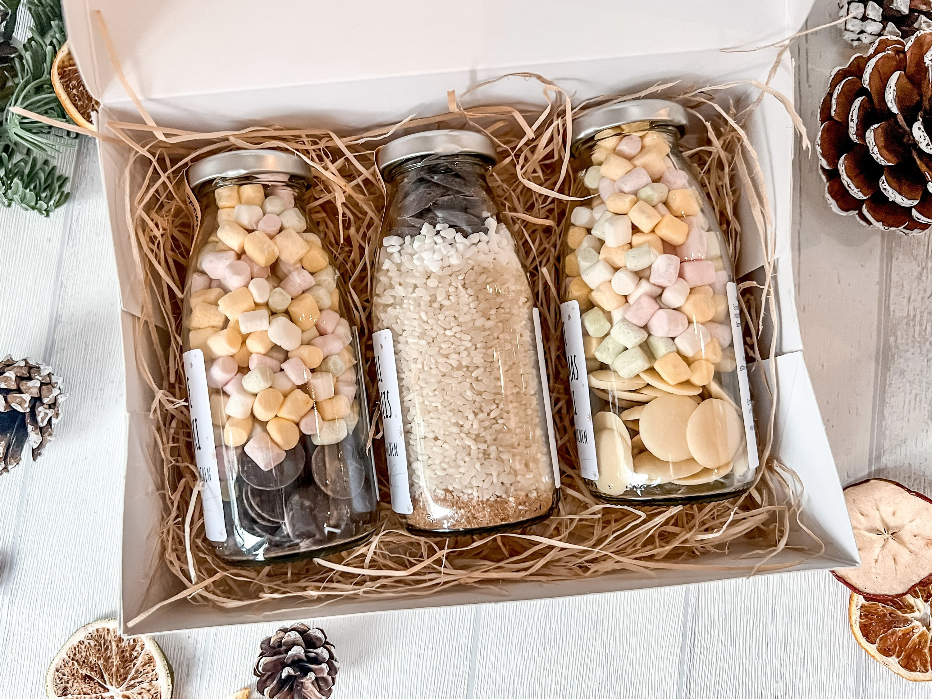 DIY Weihnachtsmischungen im Glas I Heiße Schoki, Schoko Milchreis und ...