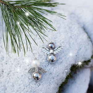 Ange de Noël argent, noble, délicat, décoration de sapin, étiquette cadeau avec petite carte de voeux