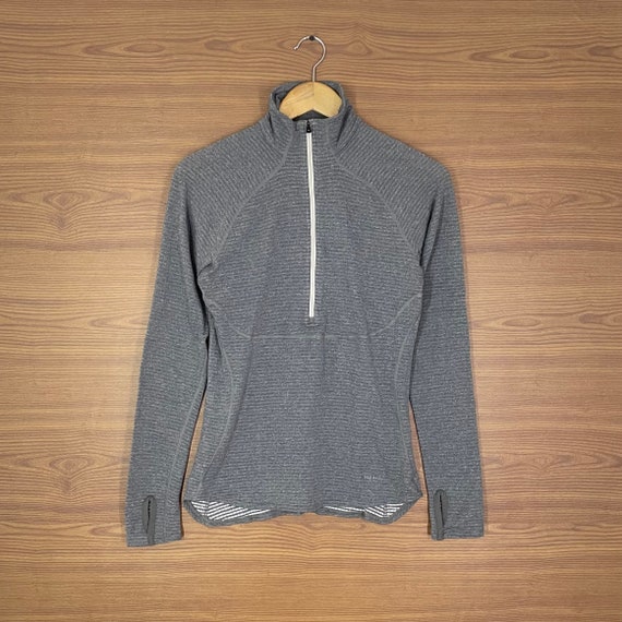 Patagonia logo embroidery half Gem