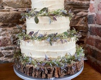 Wooden Log Slice Cakestand Centrepiece