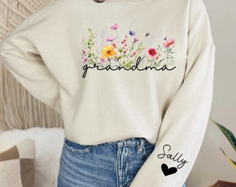 Personalized Grandma Shirt, Nana Shirt, Personalized Grandma Gift, Gift for Grandma, Customized Mother's Day Gift, Grandkids Names on Sleeve