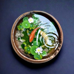 3D-Harzgemälde Koi Fisch, Epoxidharzkunst, hölzernes Naturharz Koi Fisch, Acrylmalerei, Koi Fisch-Harzmalerei im Holz, Tischdekor