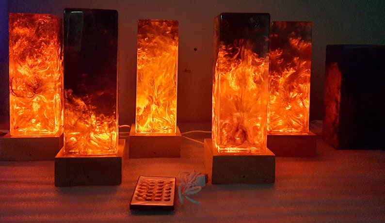 Lámpara de resina epoxi hecha a mano: luz de noche de madera, decoración única