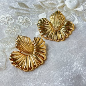 Pay-Pay Classic Gold Fan Earrings | Filipiniana Jewellery inspired by Philippines | Ships from Australia | Mestiza Filipina