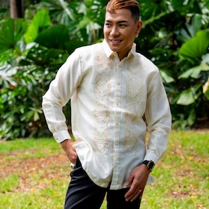 Benicio Barong Tagalog (Long Sleeve) | Premium Organza | Filipiniana | Made in Philippines, ships from Australia | Mestiza Filipina