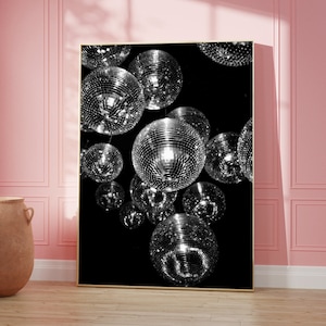 Póster de bola de discoteca funky de los años 70, arte retro vintage, arte de pared de moda, decoración de dormitorio femenino, arte de bar para despedidas de soltera, impresión de discoteca en blanco y negro