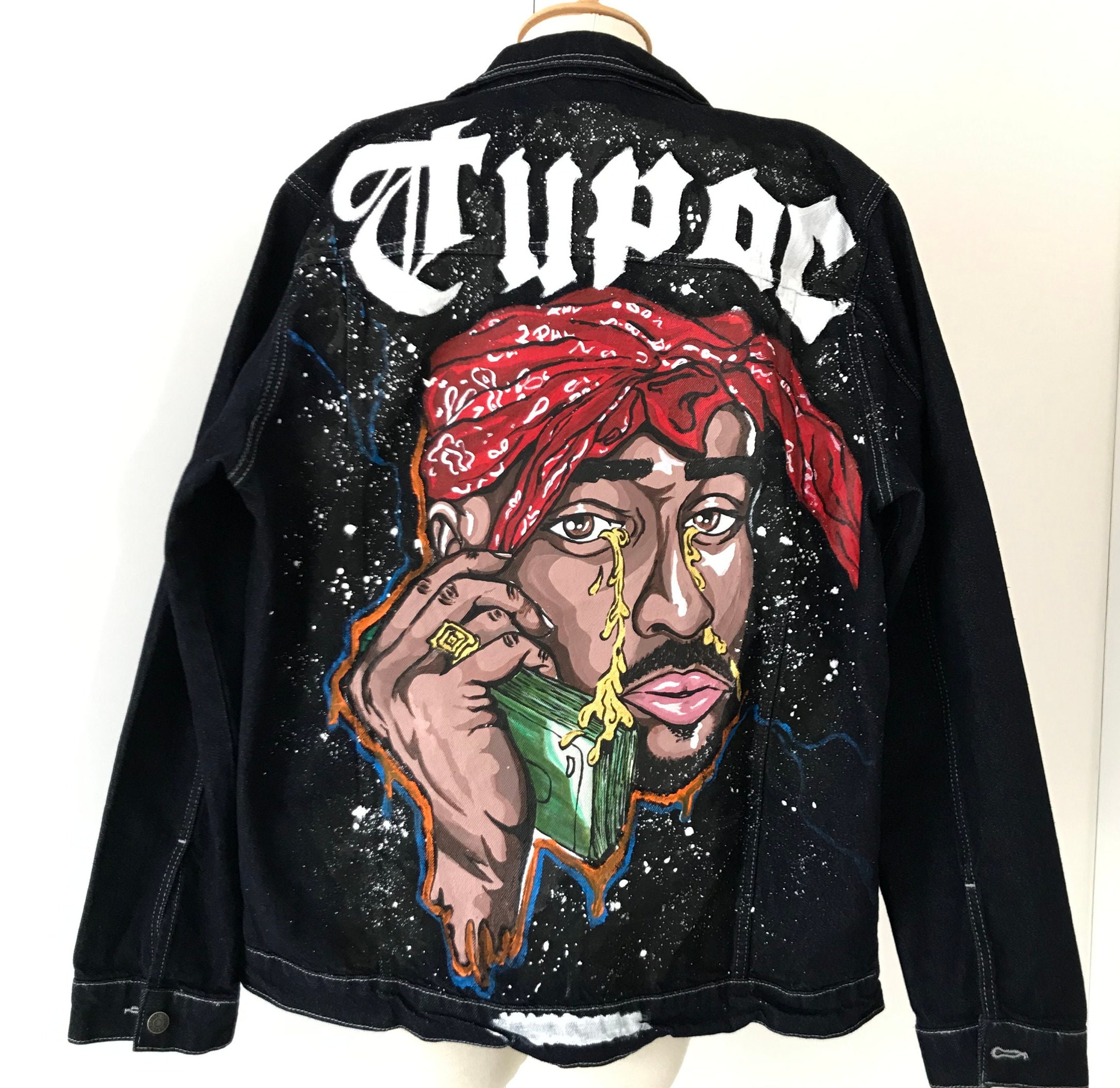 Jacket Tupac wore in the original Toss it Up video on the beach . wow they  got damn near everything : r/Tupac