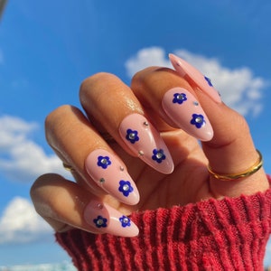 Cute Blue Flowers Nails/ Flowers Press On Nails image 4