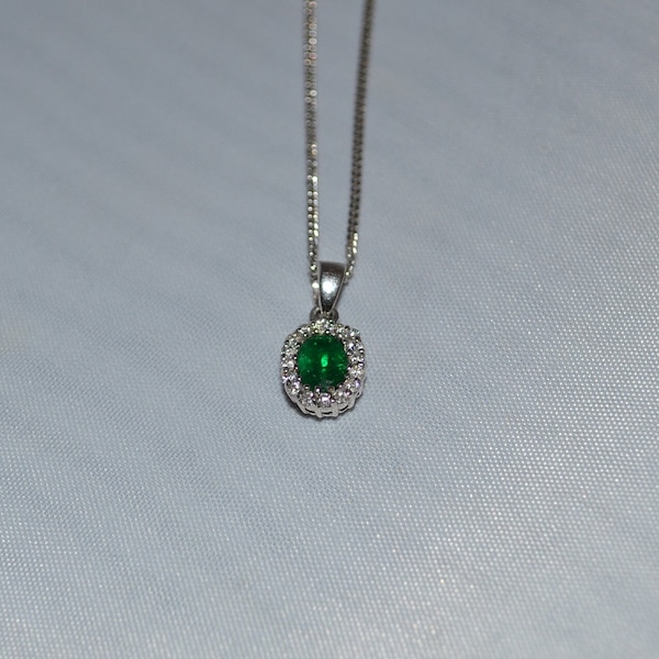 Ladies 18ct White Gold Hallmarked Emerald and Diamond Pendant