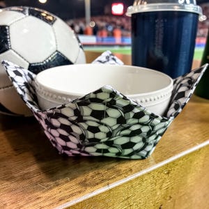 Bowl Cosy, Bowl Holder for Microwave, Bowl Hugger, Football Gifts.