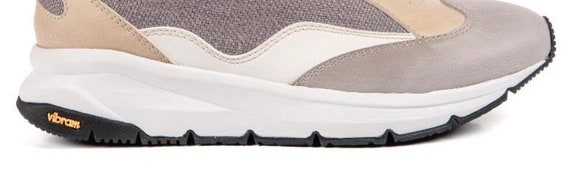 VIBRAM AUGUST 893 Sneaker / Runner Outsole White / Black VIBRAM AUGUST 893 Sneaker / Runner Outsole White / Black