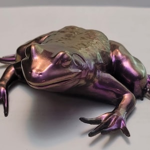 Resin Frog Figure