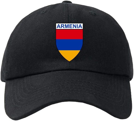 Bonnet Arménien Patriotique - Emblème National, Tissu Soie De Lait, Double Couche, Pompon - Unisexe, Hiver, Taille Unique