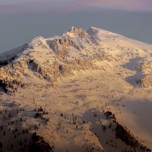 Snowcapped mountain | Utah landscape photo | Mountain sunrise photography | Log cabin decor | Mountain scenery