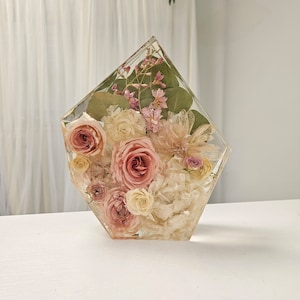 Floral preservation for wedding bouquet
