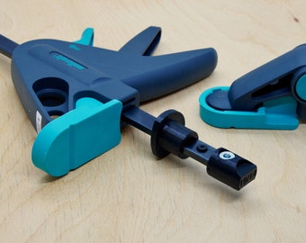 19 mm / 3/4 inch adapter for converting a one-handed clamp to a workbench clamp such as Wolfcraft EHZ
