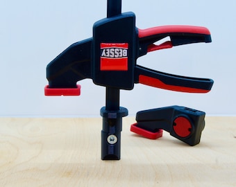 20 mm adapter for converting a one-handed clamp to a workbench clamp such as Wolfcraft / Bessey EHZ