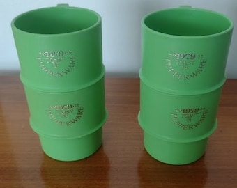 Vintage Tupperware &quot;Toast of 1979&quot; stackable cups