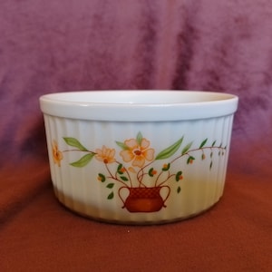 Landelijke steengoedcollectie Ramekin