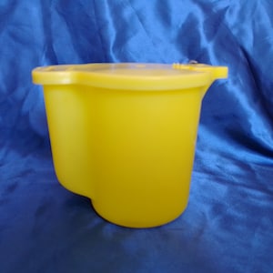 Brocca o brocca per il latte Tupperware vintage