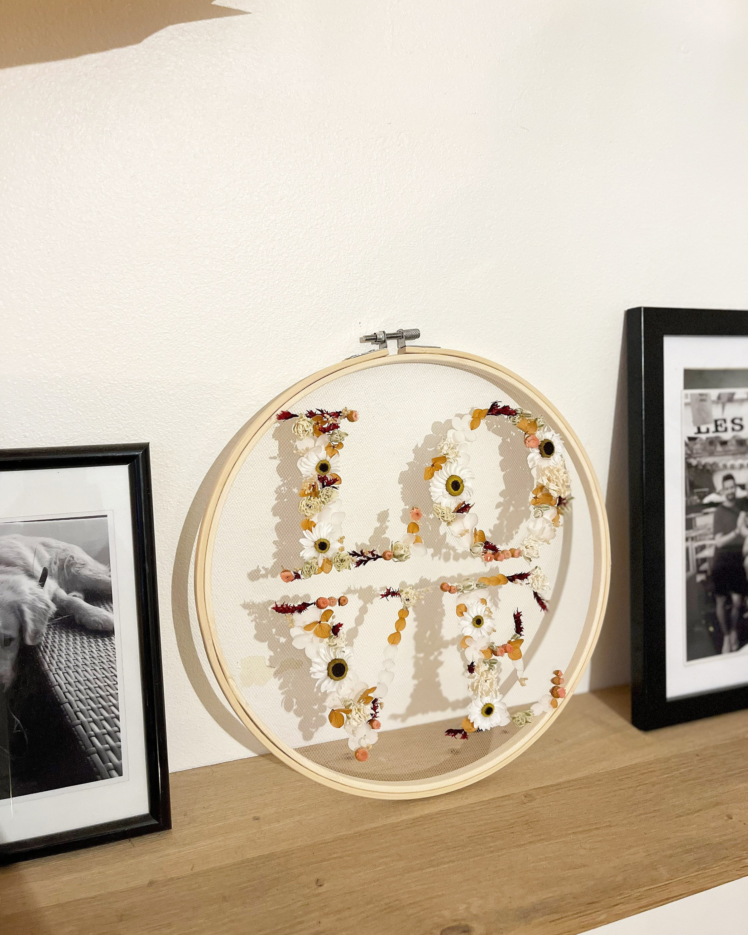 Tambour à Broder Fleurs Séchées