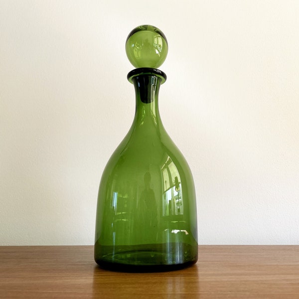 Green Glass Decanter Bottle with Round Stopper in the Style of Blenko or Empoli Glass