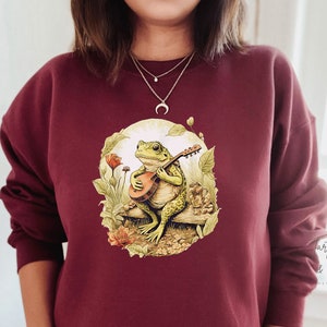 Frog Playing Banjo Shirt, Cottagecore Frog Clothing, Oversized Frog Lover Sweatshirt, Toad Graphic Sweater, Frogcore Shirt Light Academia