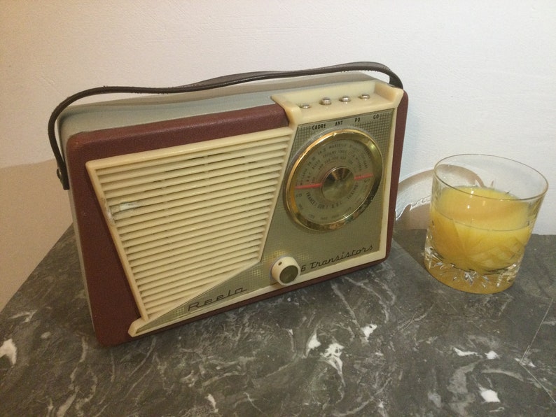 Inconnu - Unknown 20 Électrophone R-Player Reela-Radio, Reela