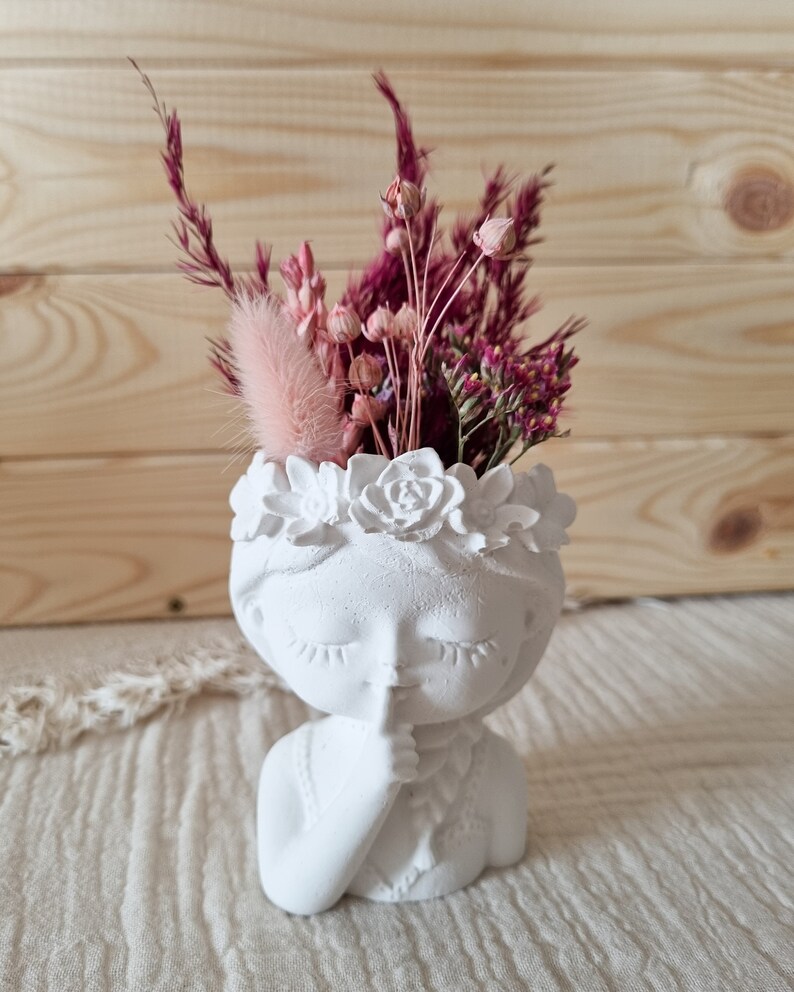 Little dream flower girl Hand cast decoration flowerpot Variante pink