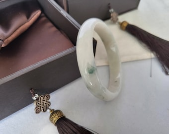 50.8mm Grado A Jadeíta guifei brazalete ovalado natural birmania jade flor blanca verde [colección pino winterland]