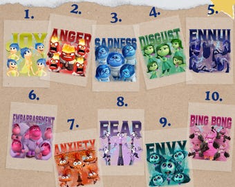 Puede incluir: Diez transferencias termoadhesivas de colores con personajes de la película Inside Out. Las transferencias incluyen Alegría, Ira, Tristeza, Asco, Miedo, Aburrimiento, Vergüenza, Ansiedad, Envidia y Bing Bong.