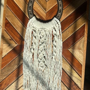 Macrame Wall Hanging, Boho Wall Decor, Boho Western Decor, Horseshoe Wall Hanging, Macrame Horseshoe, Boho Decor, Home Decor, Gift Ideas