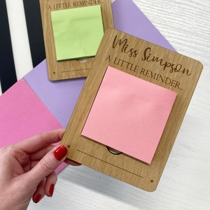 Teacher Personalised Post It Note Pad Gift - Wooden Post It Note Holder -Desk Gift End of Term Teacher Gift Idea-Sticky Note Holder Engraved