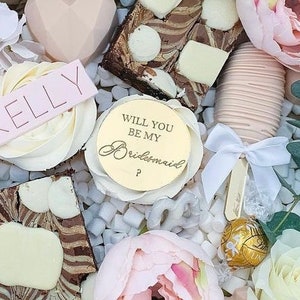 Bridesmaid Proposal Cupcake Disc - Maid of Honour Proposal Cupcake Disc - Cake Supplies - Cupcake Charm - Cupcake Discs - Baking Supplies