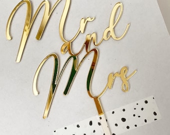 Mr and Mrs Cake Topper - Gold Wedding Cake Topper - Elegant Cake Topper - Cake Decor -Wedding Decor-Mr Mrs Wedding Topper-Wedding Cake Decor