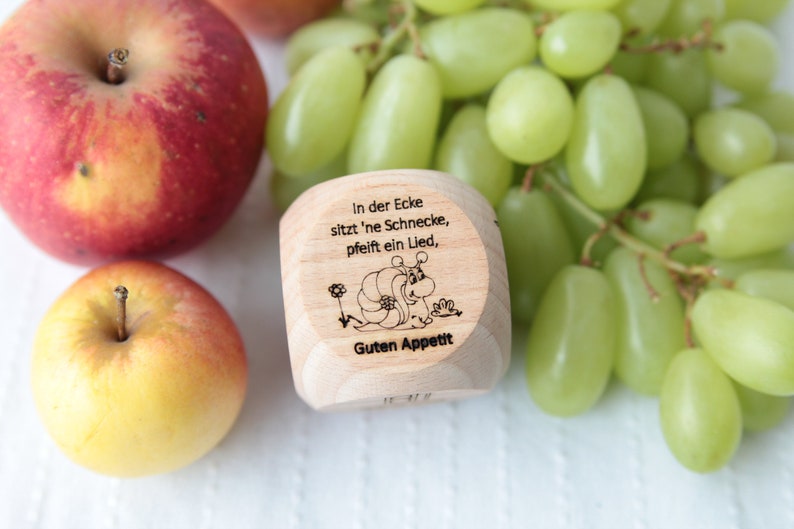 Tischspruchwürfel Mini für Kinder aus Holz mit Comic Bildern, Würfel