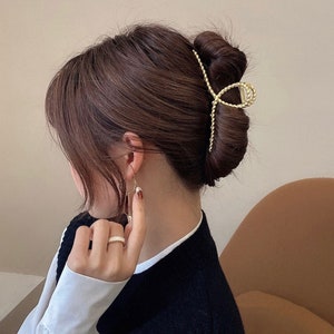 JanieLs Schmuck elegant hairpin barrette gold Metall hairpin chic Haarspange Haarschmuck Gold shark hair clip Haarklammer gifts for her image 6