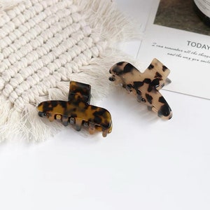 Haarschmuck Kleine Haarklammer Französisch Haarspange asymmetrisch Haarspange Elegant HairClip acetate HairClaw Hairaccessoire Gift for her