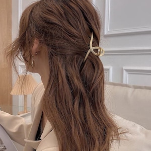 JanieLs Schmuck elegante Haarspange Haarschmuck Haarklammer elegante Haarspange Haarschmuck Gold Hai Haarklammer Geschenke für sie Bild 1