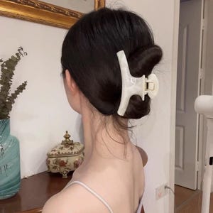 JanieLs Schmuck elegant hairpin barrette gold  Metall hairpin chic Haarspange Haarschmuck Gold shark hair clip Haarklammer gifts for her