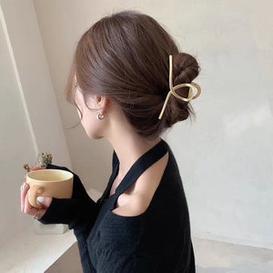 JanieLs Schmuck elegante Haarspange Haarschmuck Haarklammer elegante Haarspange Haarschmuck Gold Hai Haarklammer Geschenke für sie Bild 1