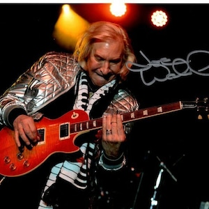 Joe Walsh signed 8x10 photo w/ hologram coa the eagles