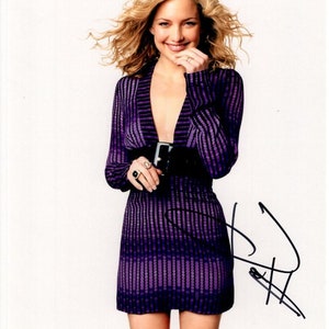 Kate Hudson signed 8x10 photo w/ hologram coa