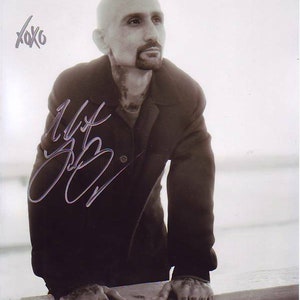 Robert lasardo signed photo w/ hologram coa image 1