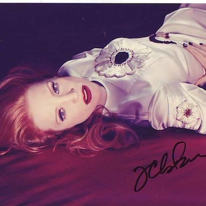 Jessica chastain signed photo w/ hologram coa