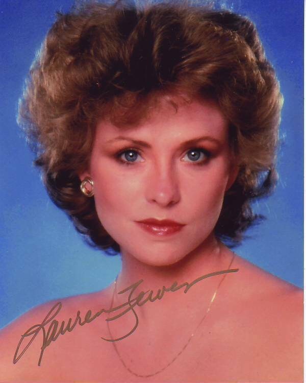 Lauren tewes signed the love boat julie mccoy photo w/ hologram coa