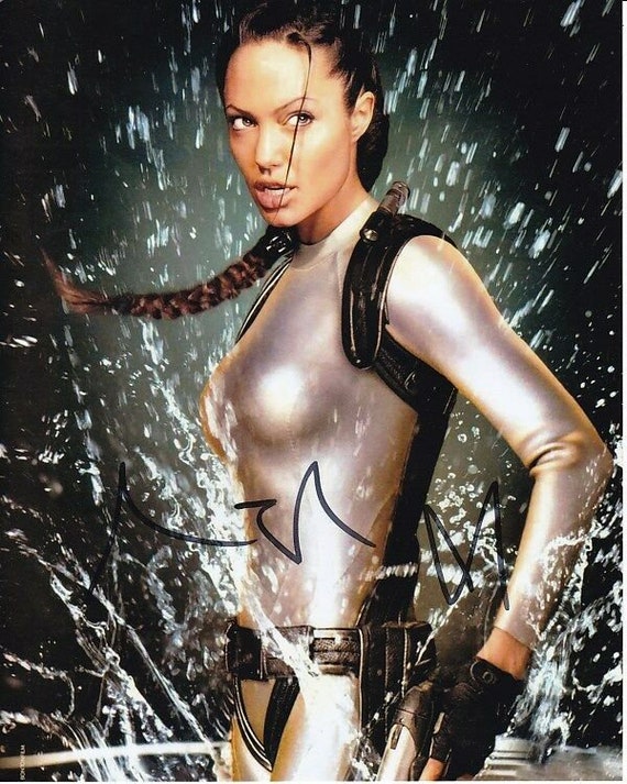 ANGELINA JOLIE Signed REPRINT 8x10 inch photograph Reprinted from Original TOMB RAIDER