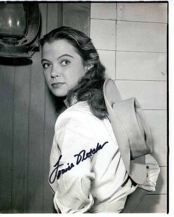 Buy Louise Fletcher Signed Maverick Kathy Bent Photo W/ Hologram Coa Great  Content Online in India - Etsy