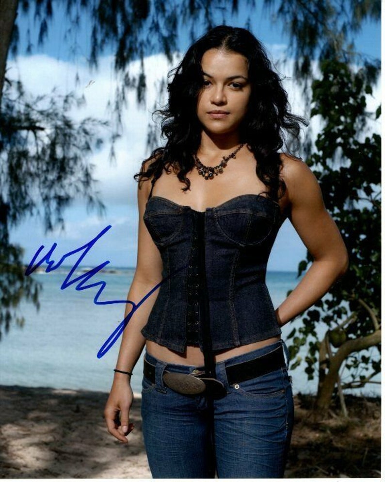 Michelle rodriguez signed lost ana maria cortez photo w/ hologram coa image 1