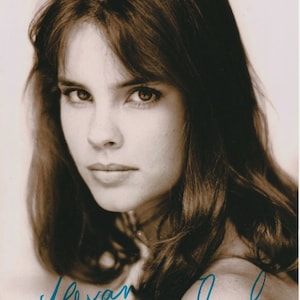 Alexandra Paul firmó una foto de 8x10 con holograma coa baywatch